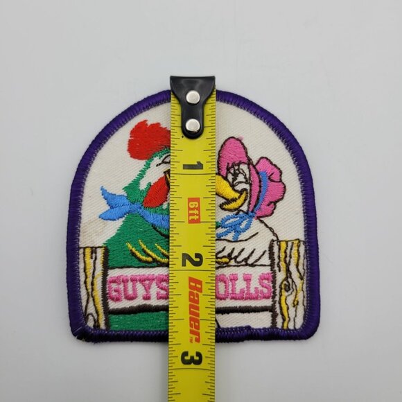 Girl Scout Badge Vintage Patch Brownie Retro Troop Guys Dolls Chicken Rooster - Picture 4 of 5